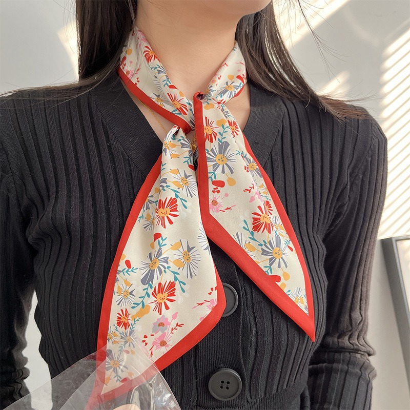 Damesmode rode bloemen sjaal n - Useful Tech Accessories recensie en prijs