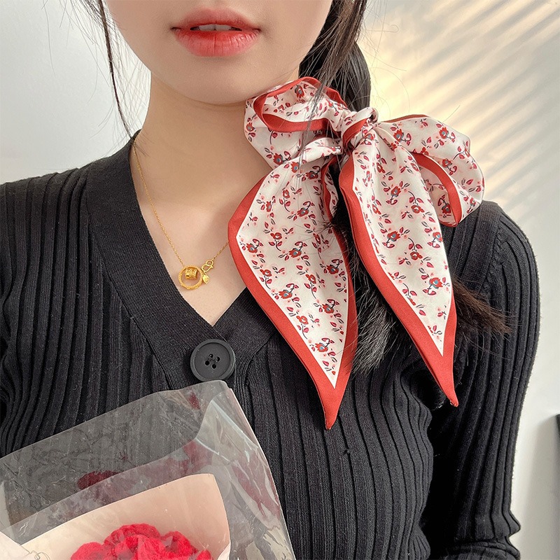 Damesmode rode bloemen sjaal n - Useful Tech Accessories recensie en prijs